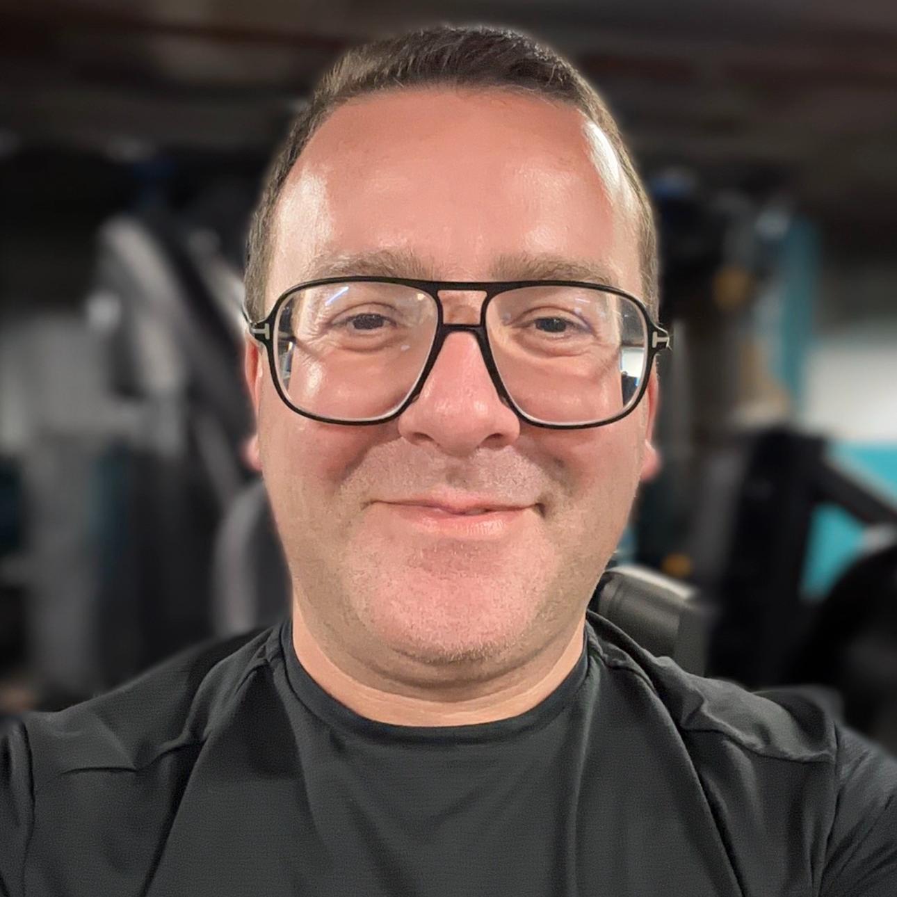 Male sports masseur in St Albans